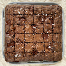 Load image into Gallery viewer, Sea Salt Choc Chunk Brownies
